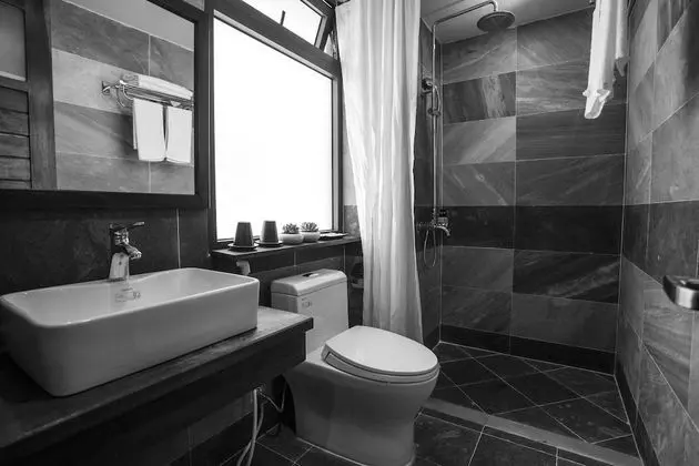 Deluxe Tek Büyük Yataklı Oda, 1 Yatak Odası, Balkon, Şehir Manzaralı