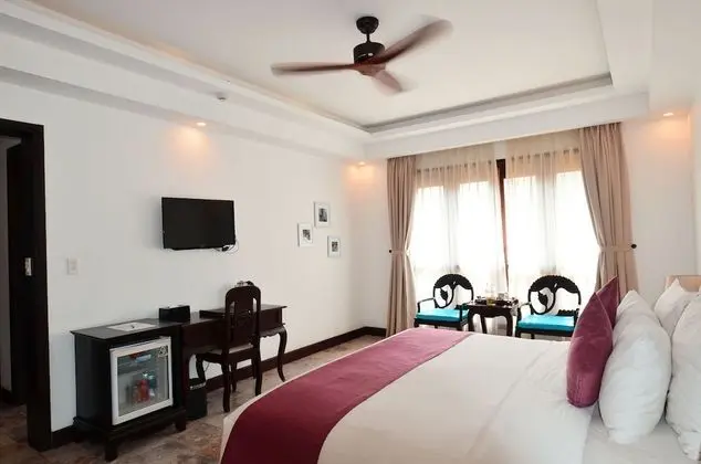 Deluxe Tek Büyük Yataklı Oda