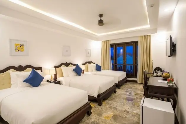 Deluxe Üç Kişilik Oda