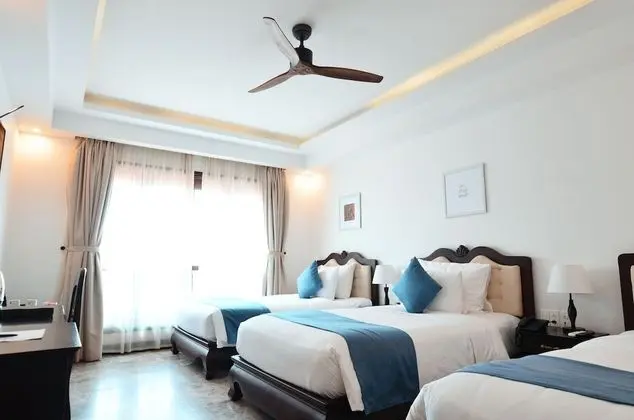 Deluxe Üç Kişilik Oda