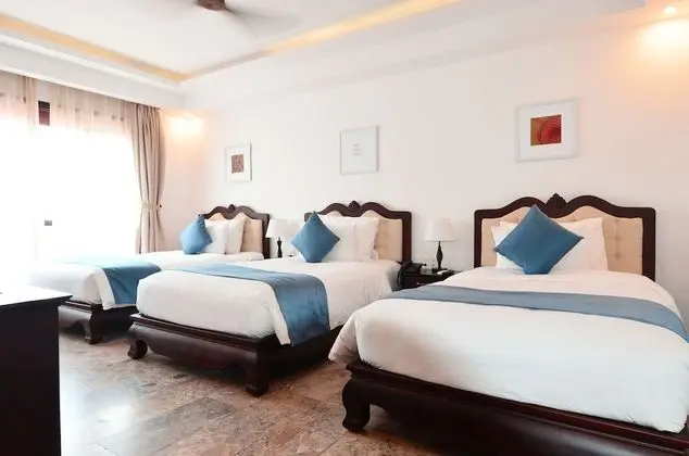 Deluxe Üç Kişilik Oda