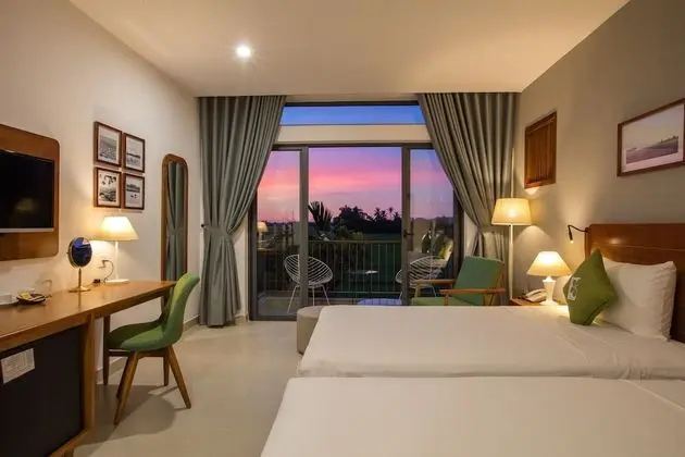 Deluxe Tek Büyük veya İki Ayrı Yataklı Oda, Balkon