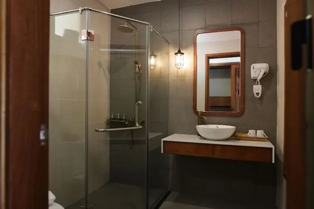 Deluxe Tek Büyük veya İki Ayrı Yataklı Oda, Balkon