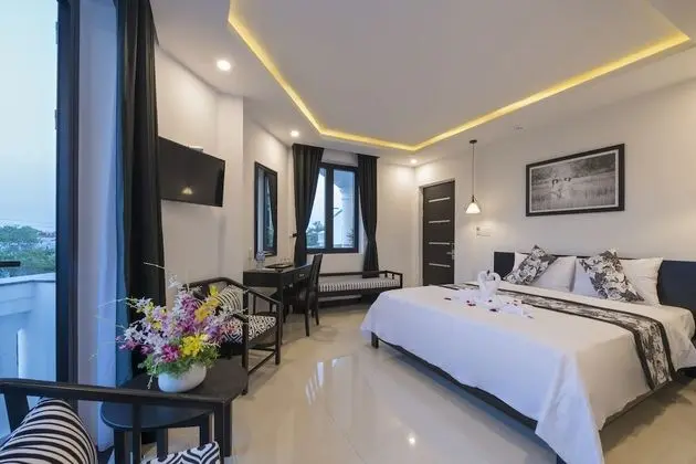 Deluxe Tek Büyük Yataklı Oda, Balkon (Grand)