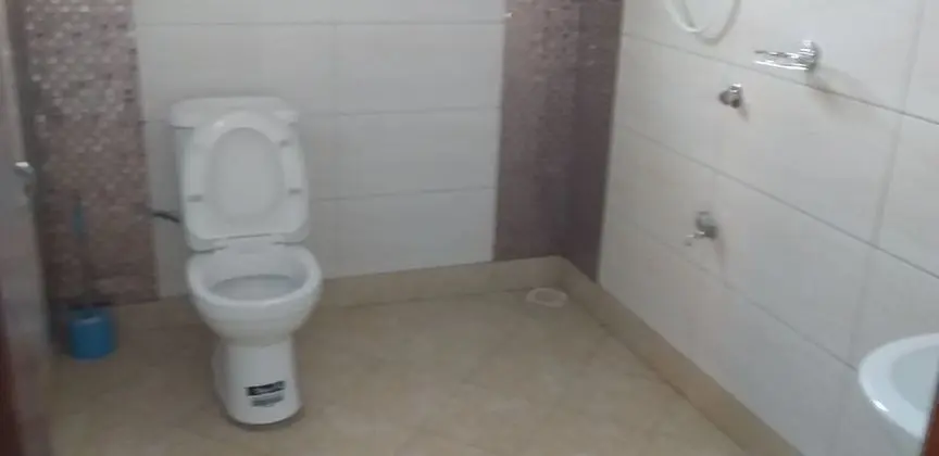 Business Tek Büyük Yataklı Oda