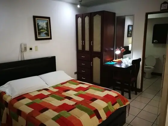 Tek Büyük Yataklı Oda, 1 Çift Kişilik Yatak, Sigara İçilmez