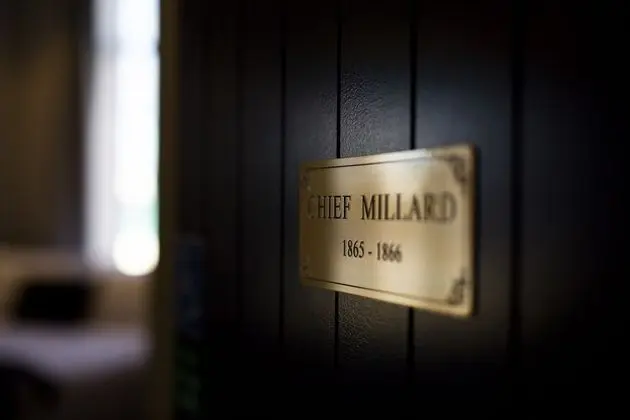 Stüdyo (Chief Millard)