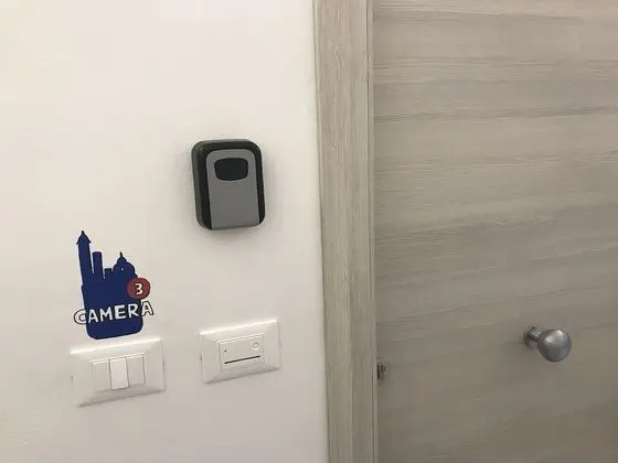 Tek Büyük Yataklı Oda (CAMERA 3)