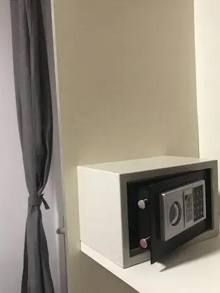 Tek Büyük Yataklı Oda (CAMERA 3)