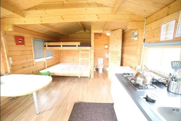 Kulübe (Private WC, shared showers)