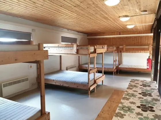 Ortak Ranzalı Oda, Karma Ranzalı Oda