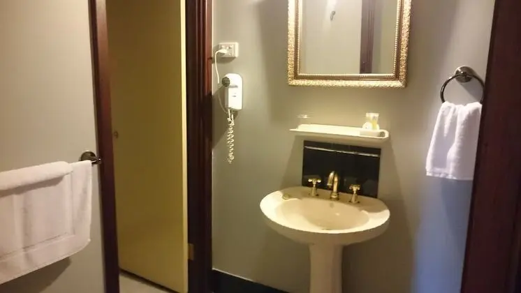 Standard Oda, Sigara İçilmez (Private External Bathroom)