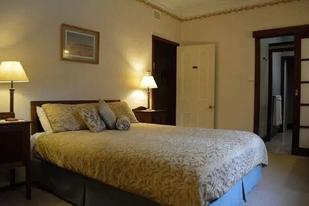 Standard Oda, Sigara İçilmez (Queen Ensuite)