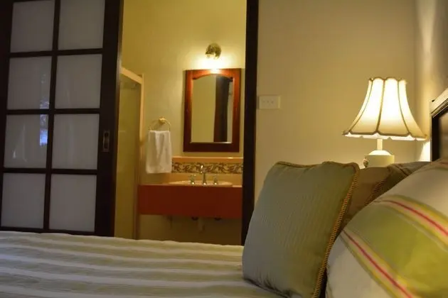 Standard Oda, Sigara İçilmez (Queen Ensuite)