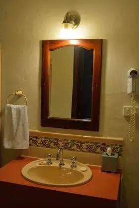 Standard Oda, Sigara İçilmez (Queen Ensuite)