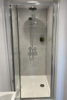 Deluxe Tek Büyük Yataklı Oda (Room 4)