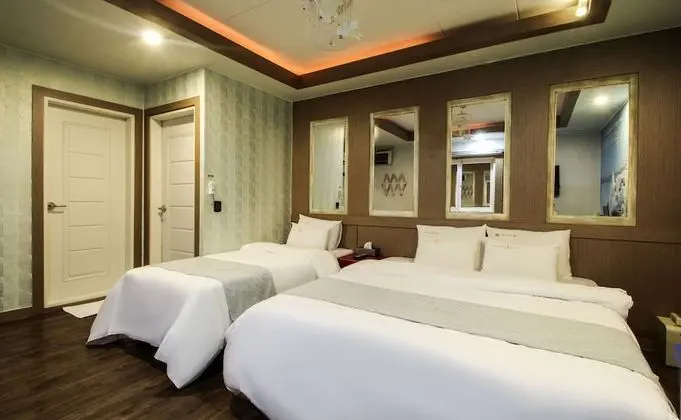 Deluxe İki Ayrı Yataklı Oda