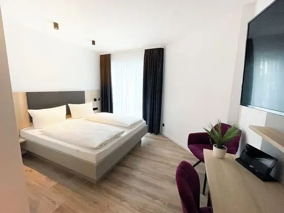Comfort Tek Büyük Yataklı Oda
