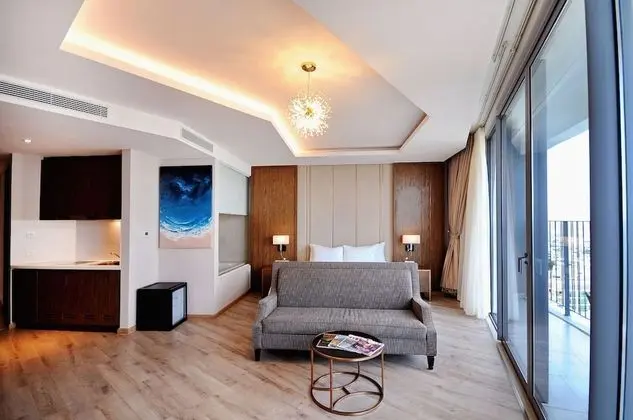Grand Süit, Sıcak Su Havuzu, Deniz Manzaralı