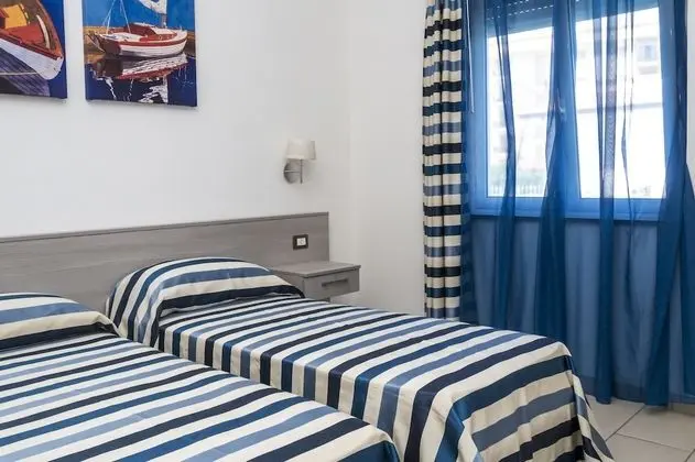 Dört Kişilik Oda, 1 Yatak Odası