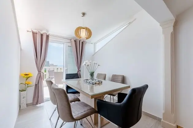 Apart Daire, Deniz Manzaralı