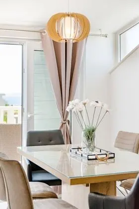 Apart Daire, Deniz Manzaralı