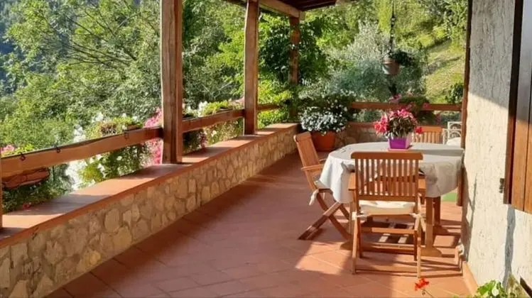 Ev, 2 Yatak Odası, Veranda