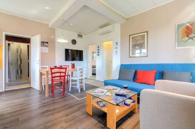 Design Apart Daire, 2 Yatak Odası, Teras, Bahçeli