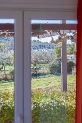 Design Apart Daire, 2 Yatak Odası, Teras, Bahçeli