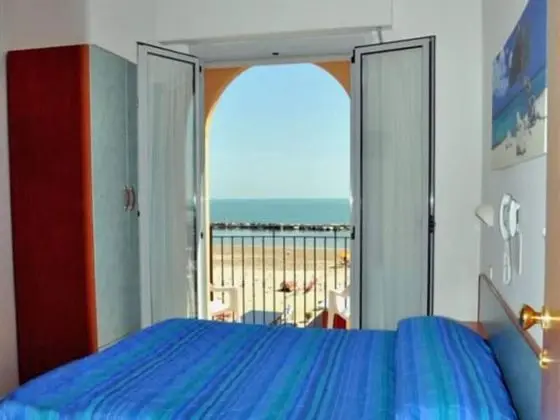 Panoramic Tek Büyük Yataklı Oda, Balkon, Deniz Manzaralı