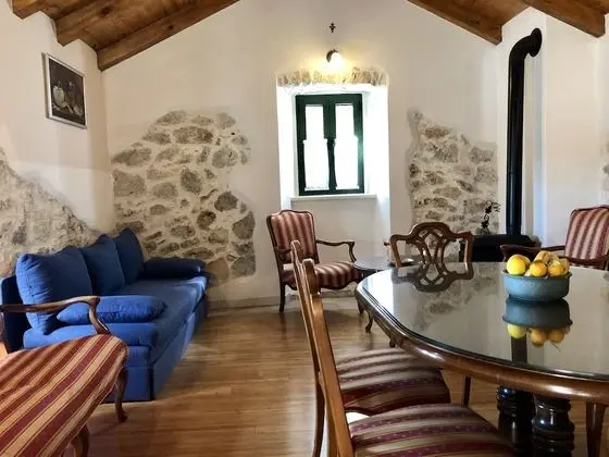Traditional Villa, 4 Yatak Odası, Kişiye Özel Havuzlu