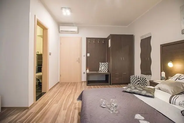 Comfort Tek Büyük Yataklı Oda