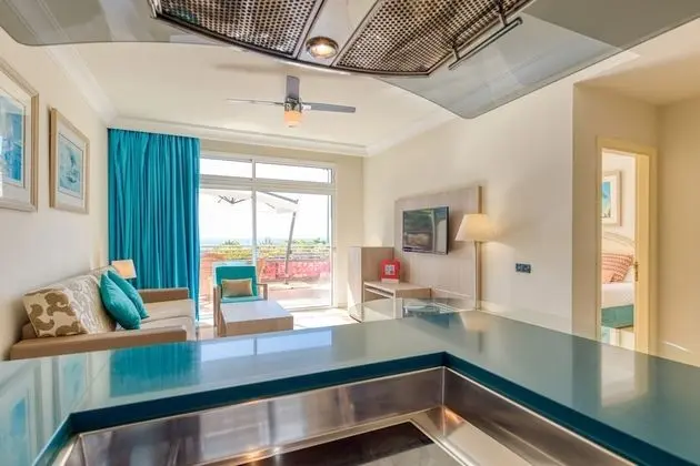 Deluxe Apart Daire, 1 Yatak Odası, Balkon, Plaj Manzaralı