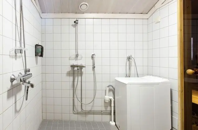 Kulübe, Sauna, Asma Kat (70 m2)