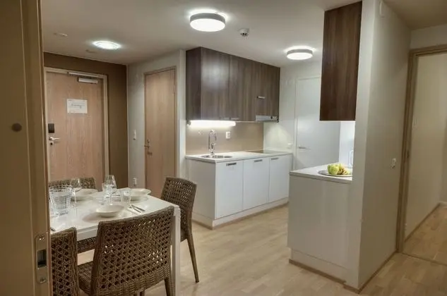 Apart Daire, 2 Yatak Odası, Kısmi Göl Manzaralı