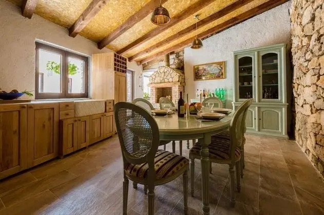 Villa, 5 Yatak Odası, Kişiye Özel Havuzlu