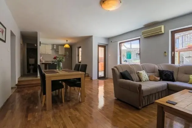Villa, 5 Yatak Odası, Kişiye Özel Havuzlu