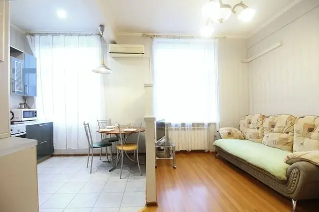 Design Apart Daire, Avlu Manzaralı