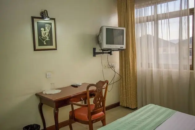 Standard Tek Büyük veya İki Ayrı Yataklı Oda