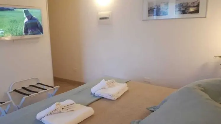 Tek Büyük veya İki Ayrı Yataklı Oda, Bahçe Manzaralı