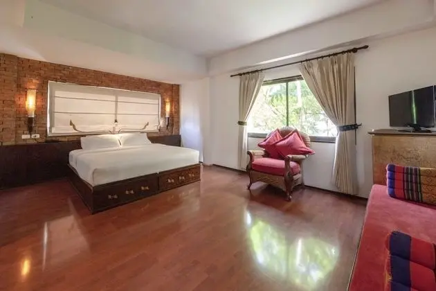 Deluxe Oda, 1 En Büyük (King) Boy Yatak