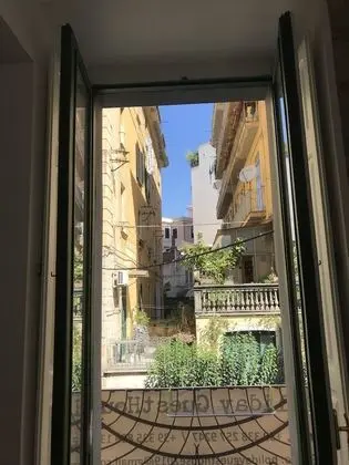 Deluxe Üç Kişilik Oda, Balkon
