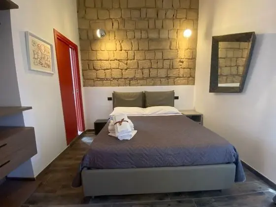 Tek Büyük Yataklı Oda, Balkon