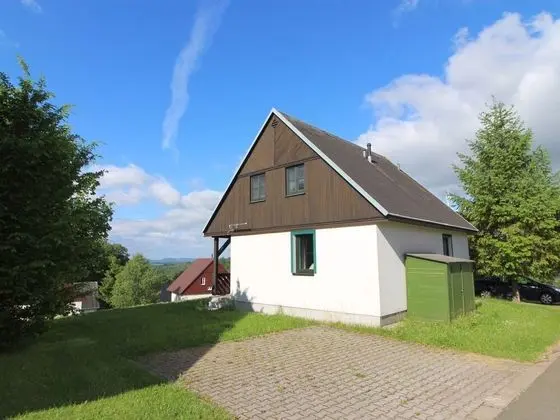 Ev
