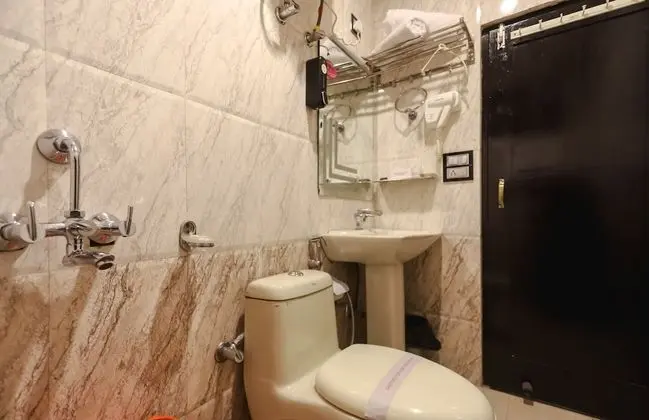 Economy Tek Büyük Yataklı Oda