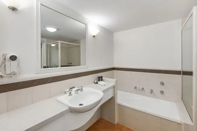 Apart Daire, 1 Büyük (Queen) Boy Yatak ve Çekyat, Özel Banyo, Okyanus Manzaralı