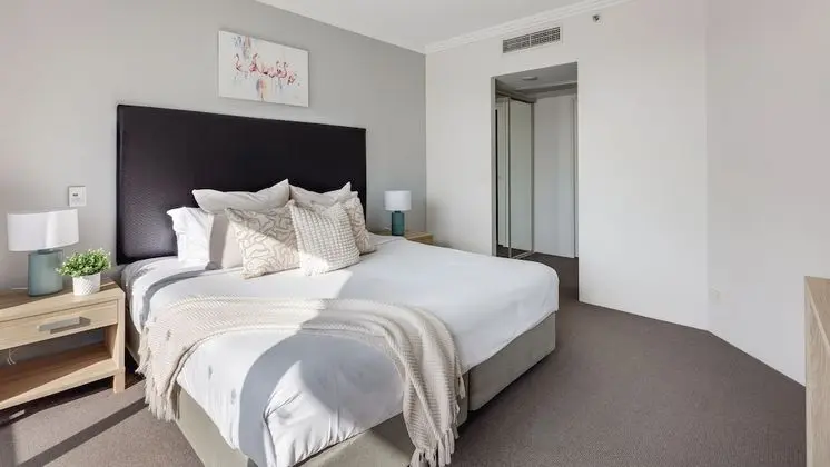 Apart Daire, 1 En Büyük (King) Boy Yatak ve Çekyat, Özel Banyo, Şehir Manzaralı
