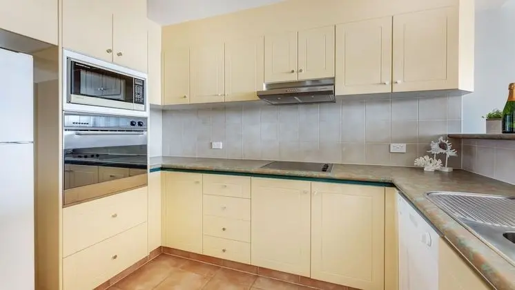 Apart Daire, 1 En Büyük (King) Boy Yatak ve Çekyat, Özel Banyo, Şehir Manzaralı