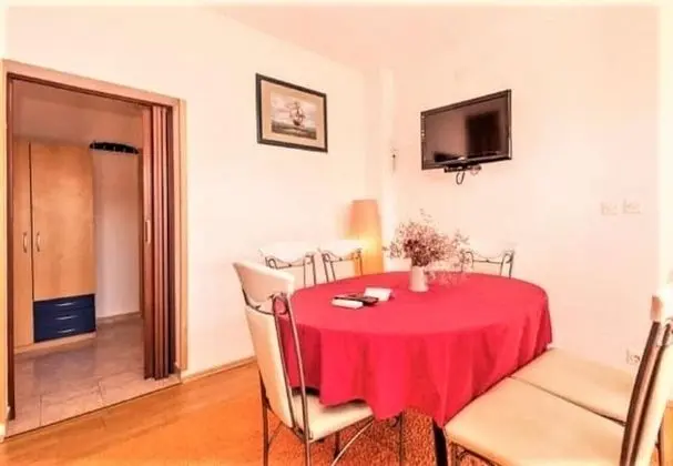 Ev, 6 Yatak Odası, Engellilere Uygun, Balkon