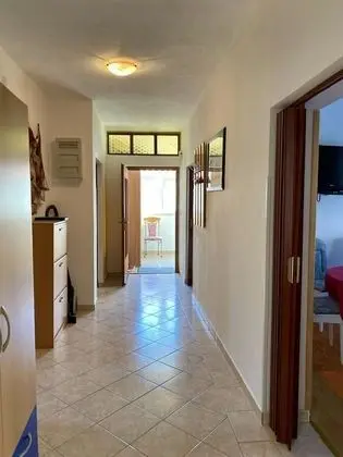 Ev, 6 Yatak Odası, Engellilere Uygun, Balkon